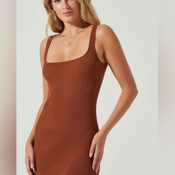 ASTR Elmira Dre4ss - Picture 2 of 6